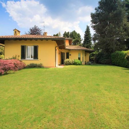 Villa Signorile Vicino Al Lago Maggiore Taino Luaran gambar